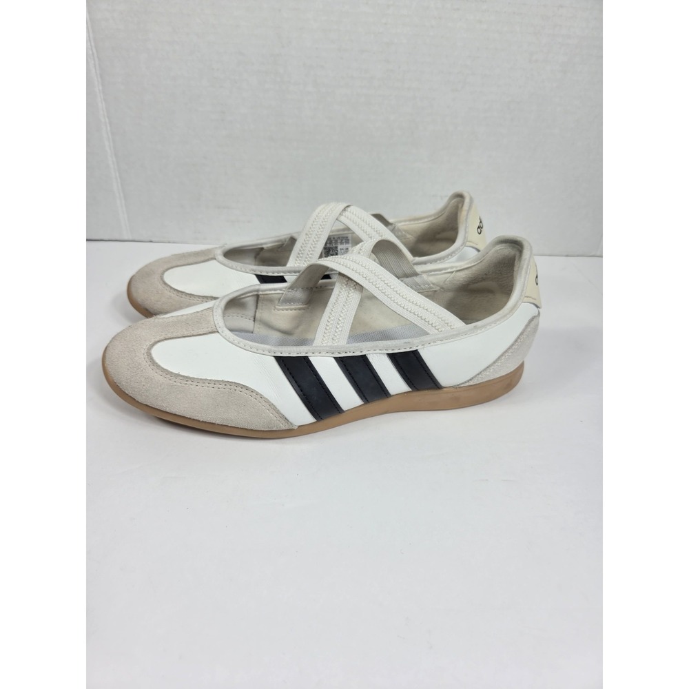 ADIDAS Women Sz 10 Barreda Mary Jane Flat Shoes White, Core Black, Gum Sneaker